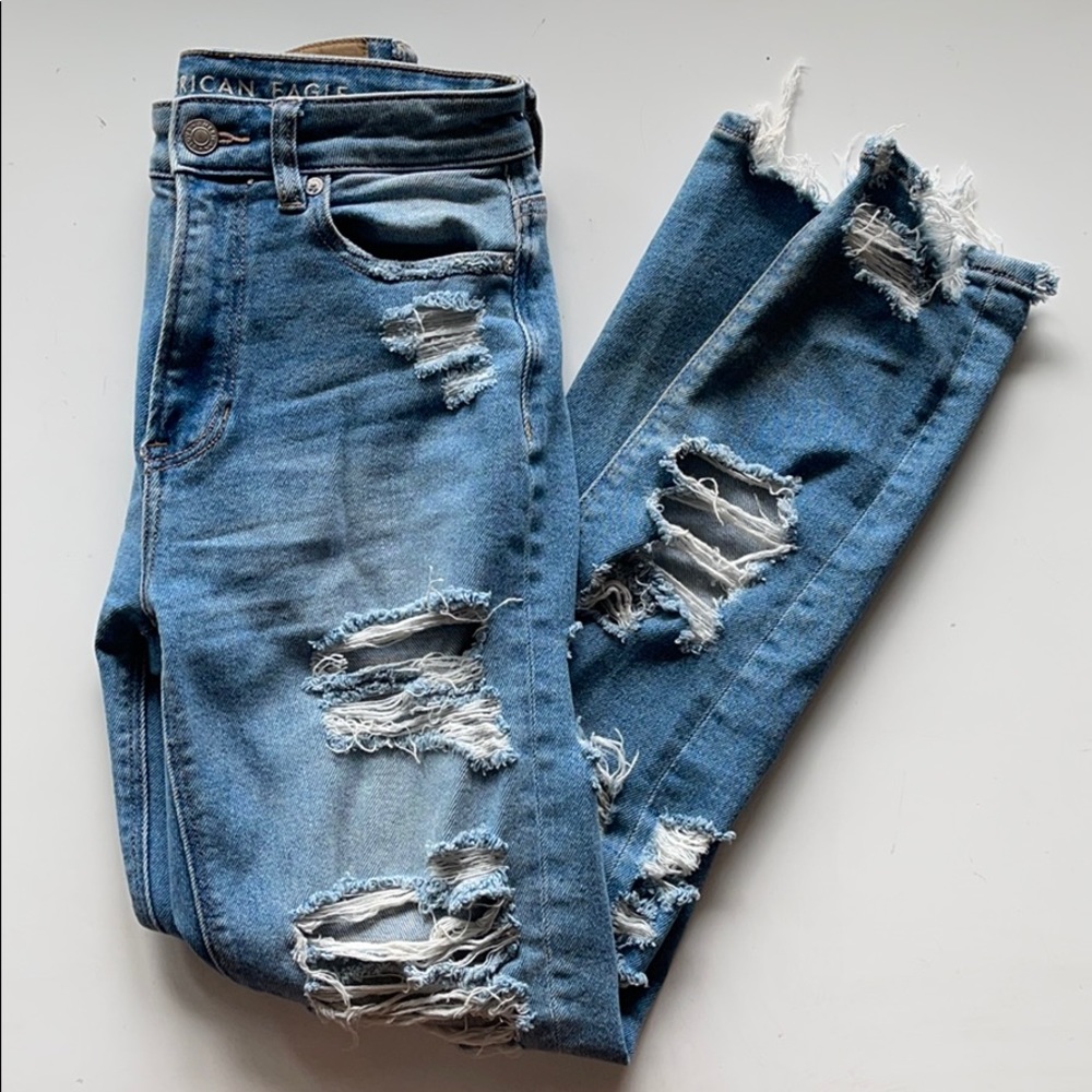 American Eagle Mom Jeans